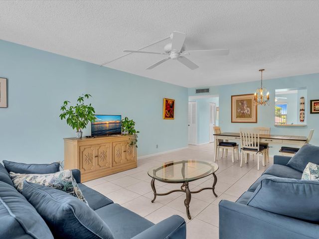 14701 Cumberland Drive 3060, Delray Beach, FL 33446