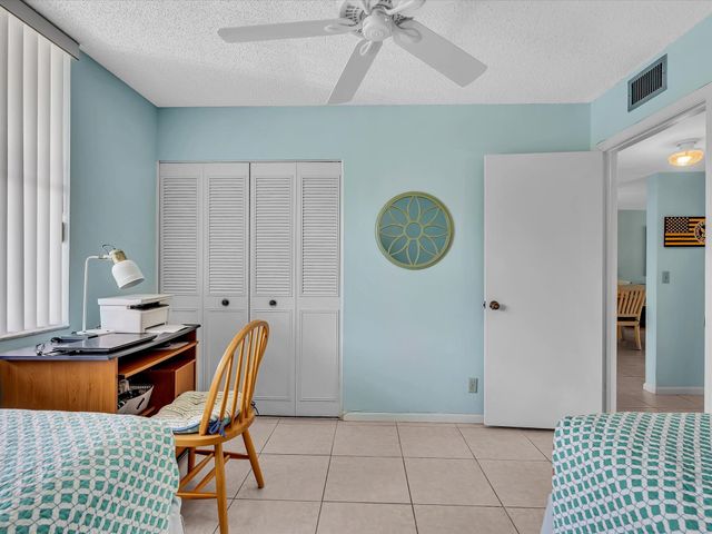14701 Cumberland Drive 3060, Delray Beach, FL 33446