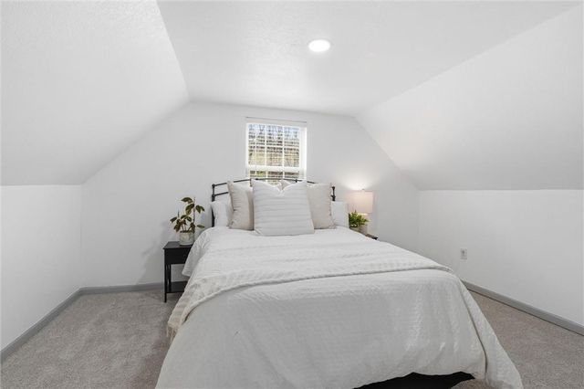 2453 S 12th Terrace, Kansas City, KS 66103