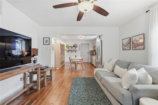 2453 S 12th Terrace, Kansas City, KS 66103