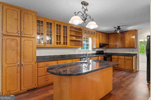 365 Hillview Road, Hampton, GA 30228