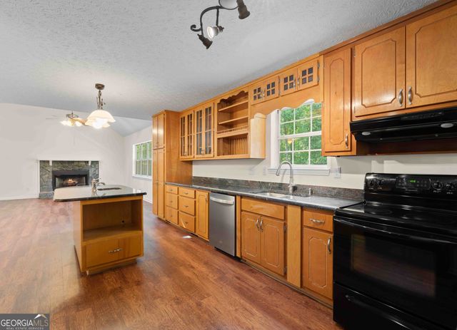 365 Hillview Road, Hampton, GA 30228