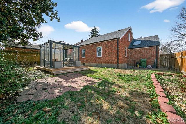 4520 Overbrook Drive, Pasadena Hills, MO 63121