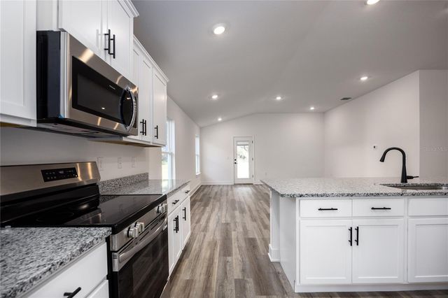25039 SW 250TH PLACE, Newberry, FL 32669