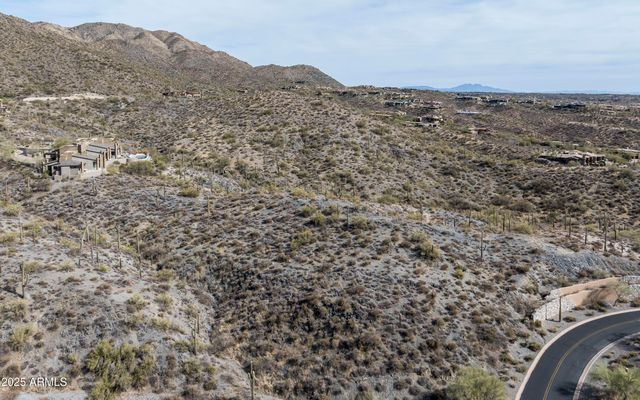 42597 N CHIRICAHUA PASS Pass 320, Scottsdale, AZ 85262