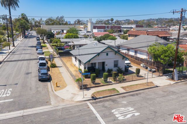 301 N McDonnell Avenue, Los Angeles, CA 90022