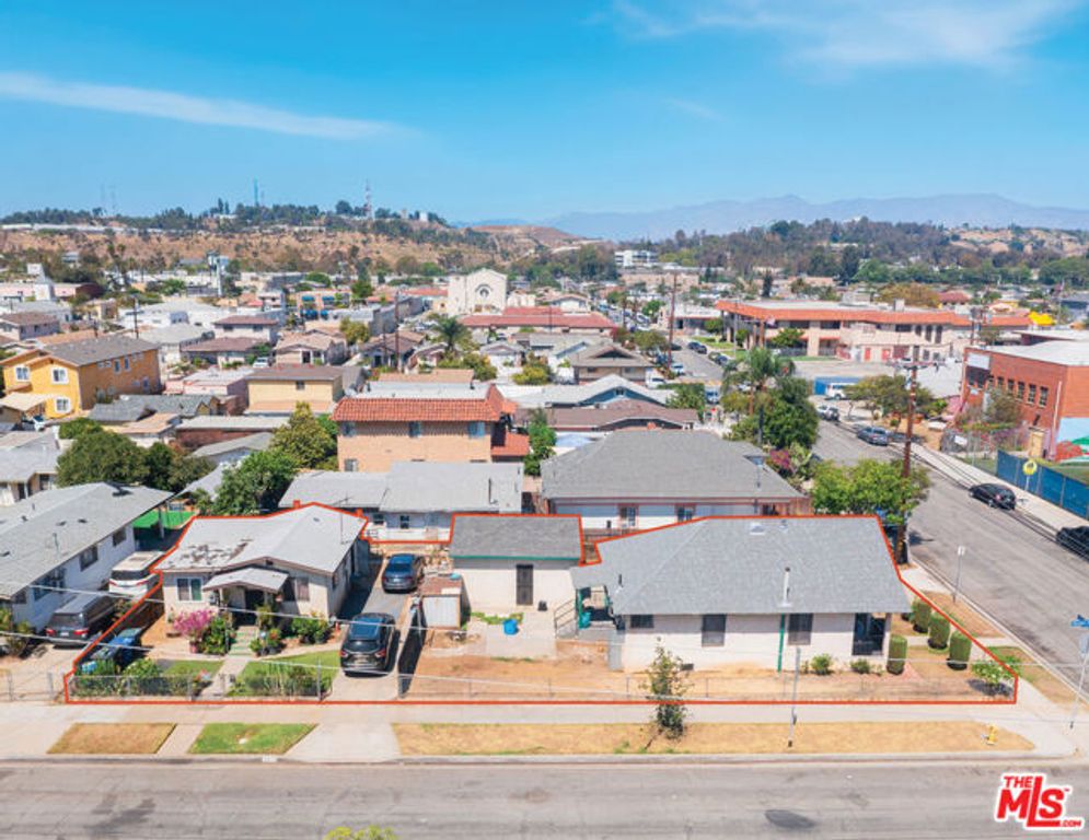 301 N McDonnell Avenue, Los Angeles, CA 90022
