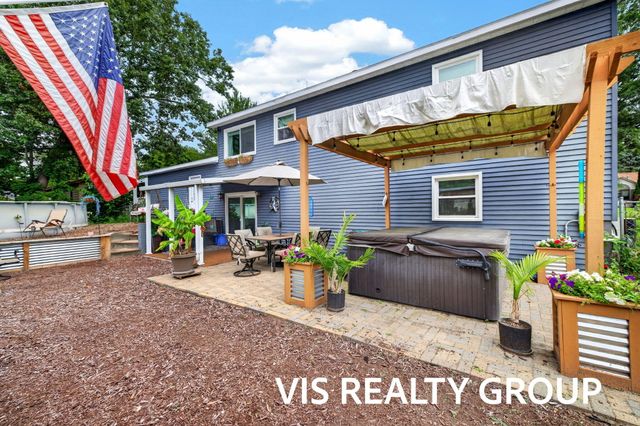 531 E Chadwick Drive, Muskegon, MI 49445