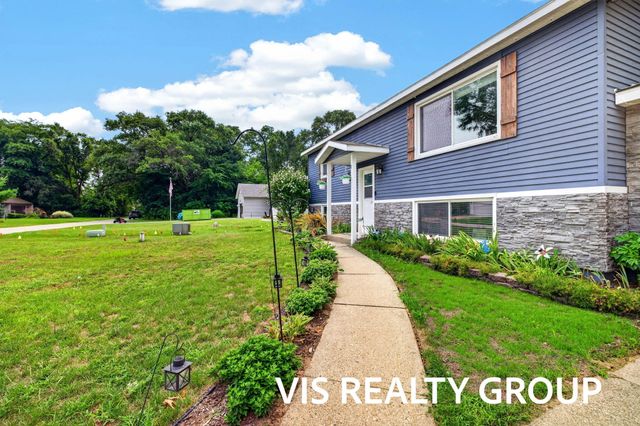 531 E Chadwick Drive, Muskegon, MI 49445