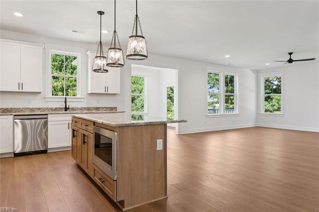 3409 Mintonville Point DR, Suffolk, VA 23435