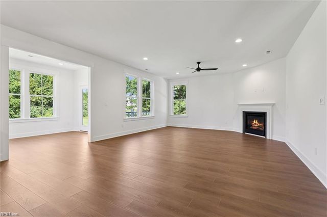 3409 Mintonville Point DR, Suffolk, VA 23435