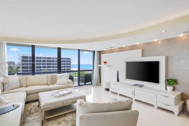 2660 S Ocean Boulevard 503S, Palm Beach, FL 33480