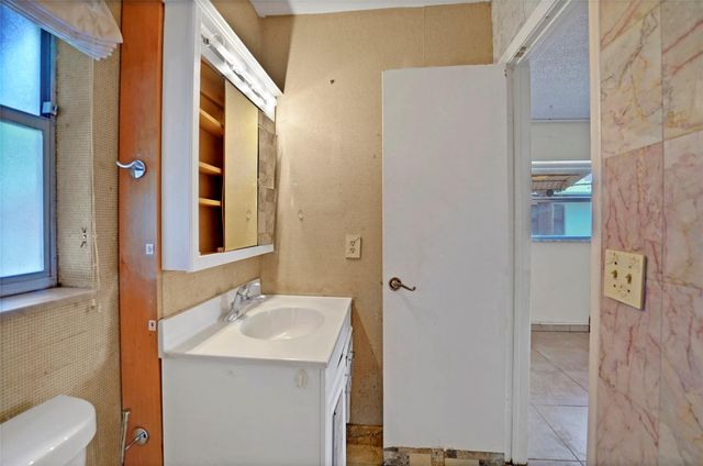 2822 SW Natura Boulevard, Deerfield Beach, FL 33441