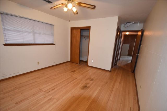 2502 Peach Lane, Pasadena, TX 77502