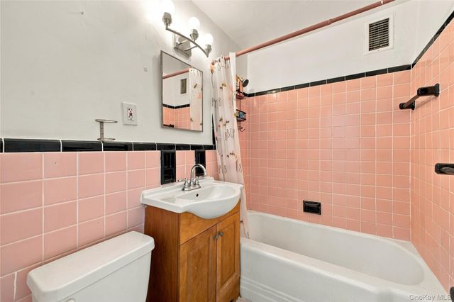 164-20 Highland Avenue 7J, Jamaica Hills, NY 11432