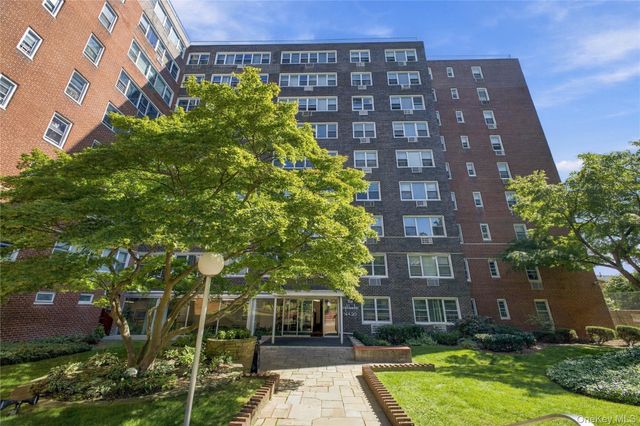 164-20 Highland Avenue 7J, Jamaica Hills, NY 11432