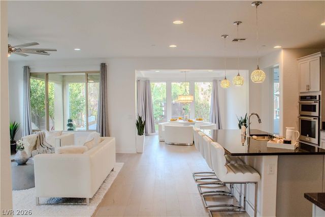 48 Vicolo Della Luna, Henderson, NV 89011