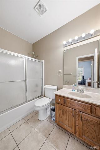 1302 Highway H, Troy, MO 63379