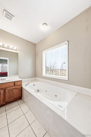 1302 Highway H, Troy, MO 63379