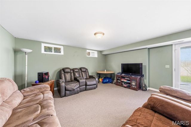 1302 Highway H, Troy, MO 63379