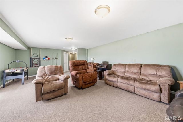 1302 Highway H, Troy, MO 63379