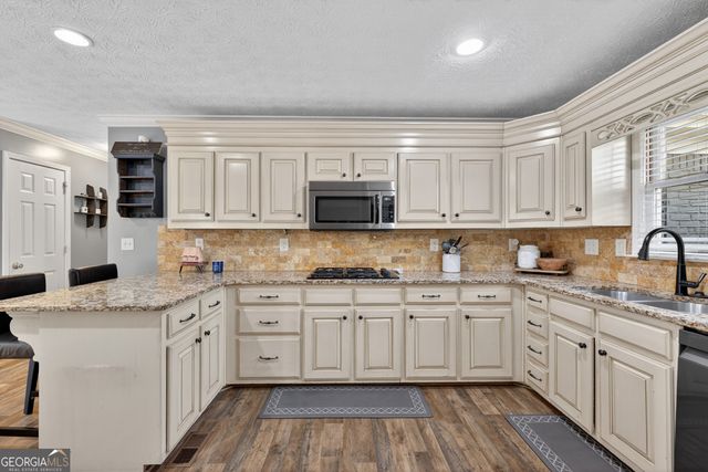 2380 Camp Mitchell Road, Grayson, GA 30017