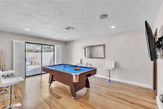 2482 Swan Lane, Las Vegas, NV 89121