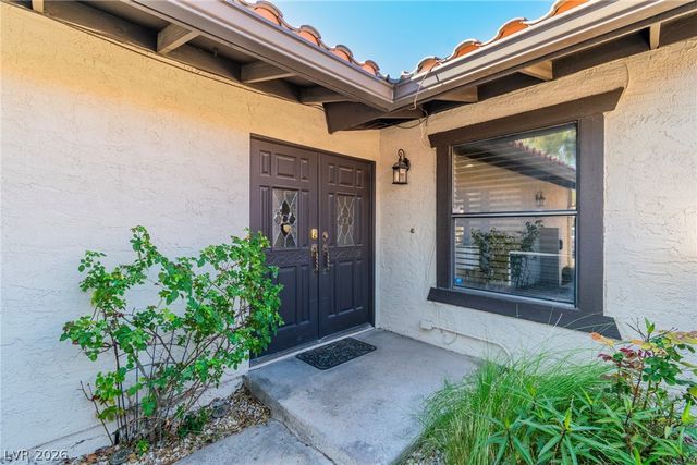 2482 Swan Lane, Las Vegas, NV 89121