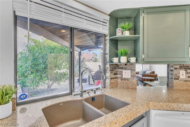 2482 Swan Lane, Las Vegas, NV 89121