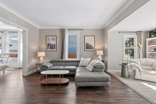 1479 Van Buren Avenue, Saint Paul, MN 55104