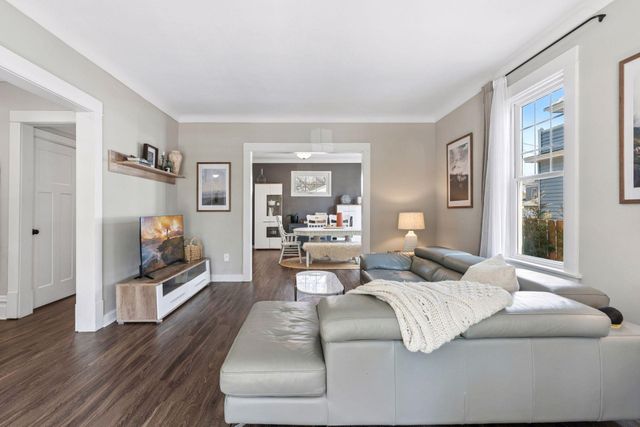 1479 Van Buren Avenue, Saint Paul, MN 55104