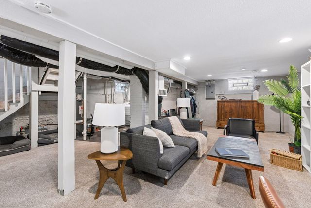 1479 Van Buren Avenue, Saint Paul, MN 55104