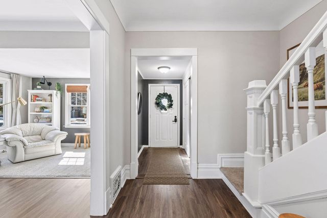 1479 Van Buren Avenue, Saint Paul, MN 55104