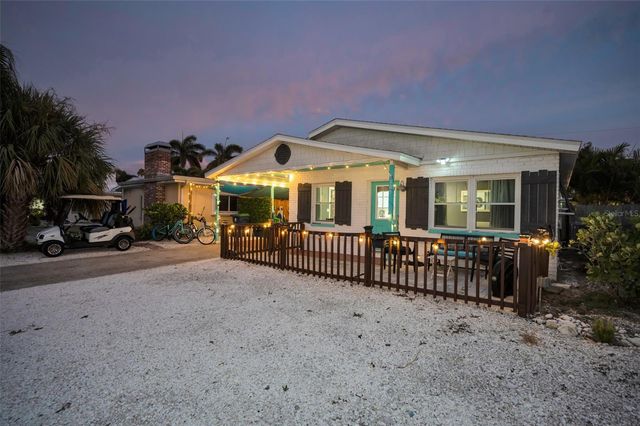 305 15TH AVENUE, Indian Rocks Beach, FL 33785