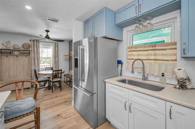 305 15TH AVENUE, Indian Rocks Beach, FL 33785