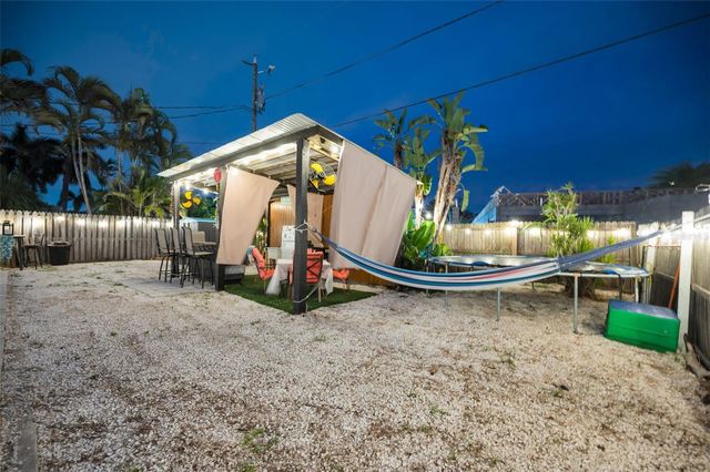 305 15TH AVENUE, Indian Rocks Beach, FL 33785