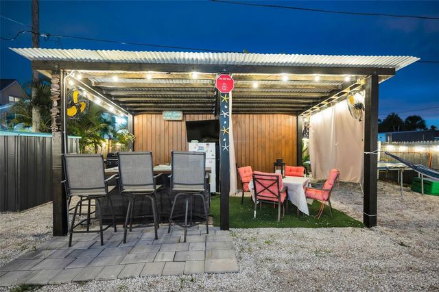 305 15TH AVENUE, Indian Rocks Beach, FL 33785