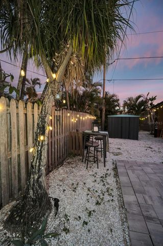 305 15TH AVENUE, Indian Rocks Beach, FL 33785