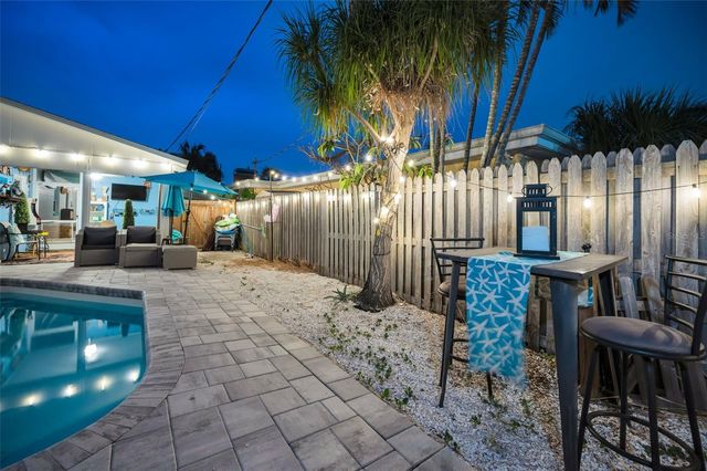 305 15TH AVENUE, Indian Rocks Beach, FL 33785