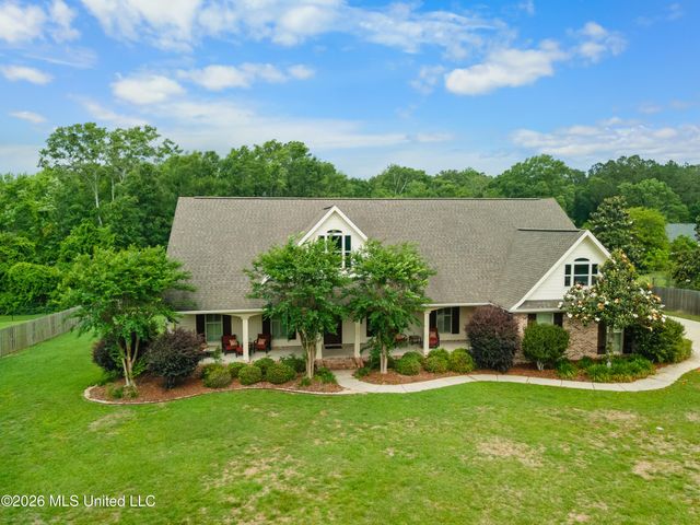 18523 Pecan Lane, Saucier, MS 39574