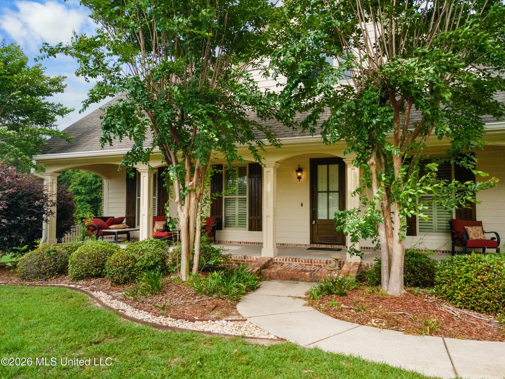 18523 Pecan Lane, Saucier, MS 39574