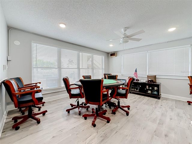 6020 SHORE BOULEVARD S 211, Gulfport, FL 33707