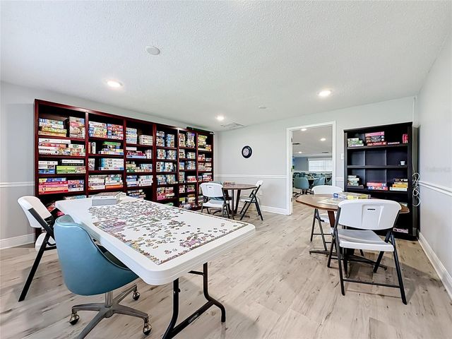 6020 SHORE BOULEVARD S 211, Gulfport, FL 33707