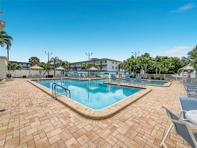 6020 SHORE BOULEVARD S 211, Gulfport, FL 33707