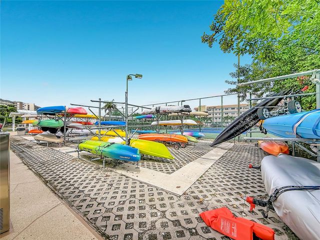 6020 SHORE BOULEVARD S 211, Gulfport, FL 33707