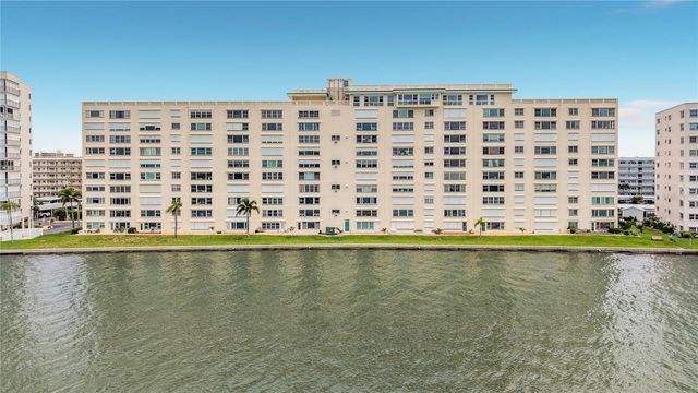 6020 SHORE BOULEVARD S 211, Gulfport, FL 33707