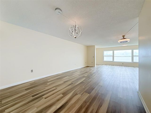 6020 SHORE BOULEVARD S 211, Gulfport, FL 33707