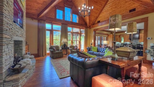 538 Chestertown Drive, Mill Spring, NC 28756