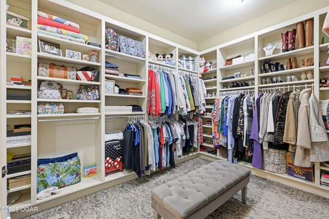 2820 Summit Drive, Joplin, MO 64804