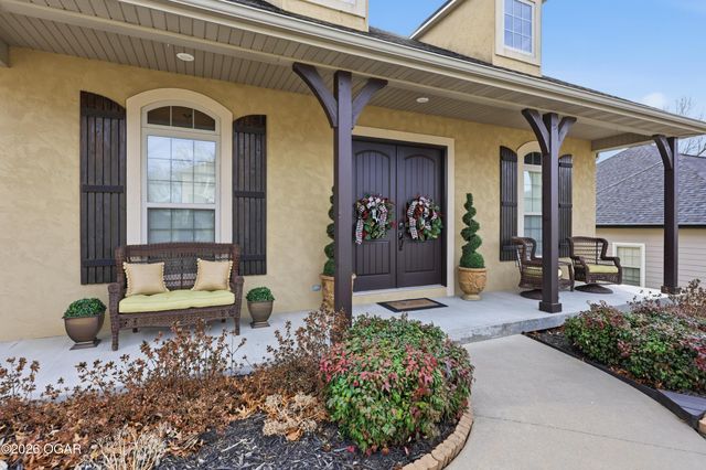 2820 Summit Drive, Joplin, MO 64804